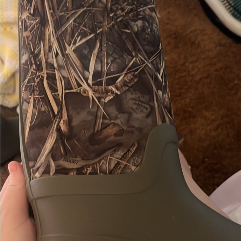 Megallan water boots